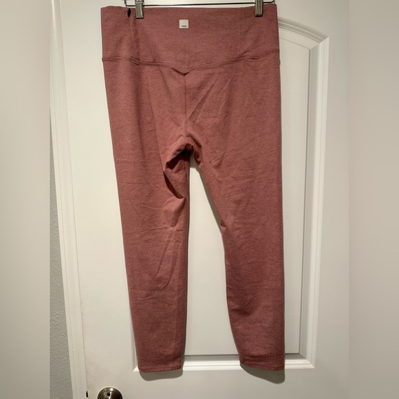 Vuori Elevation leggings - Picture 2 of 6